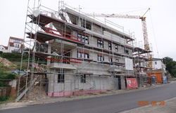 2 Wohnhäuser mit TG