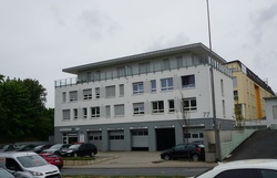 Wohn- und Geschäftshaus